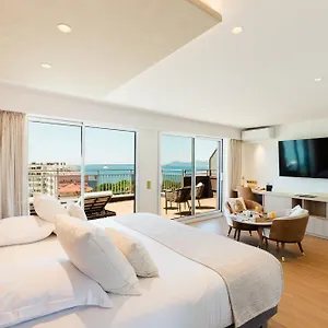 https://helios.fr-provencehotel.com